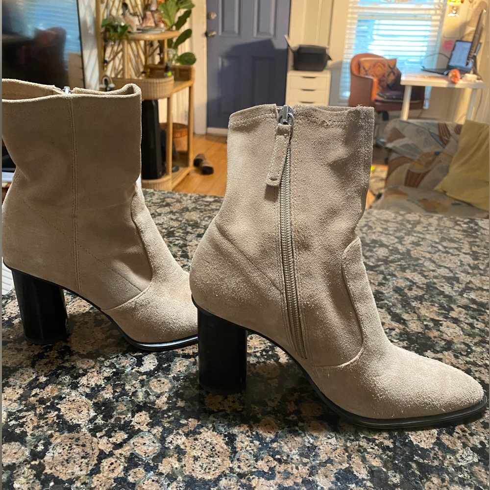 Zara Boots size 36 (6 US)